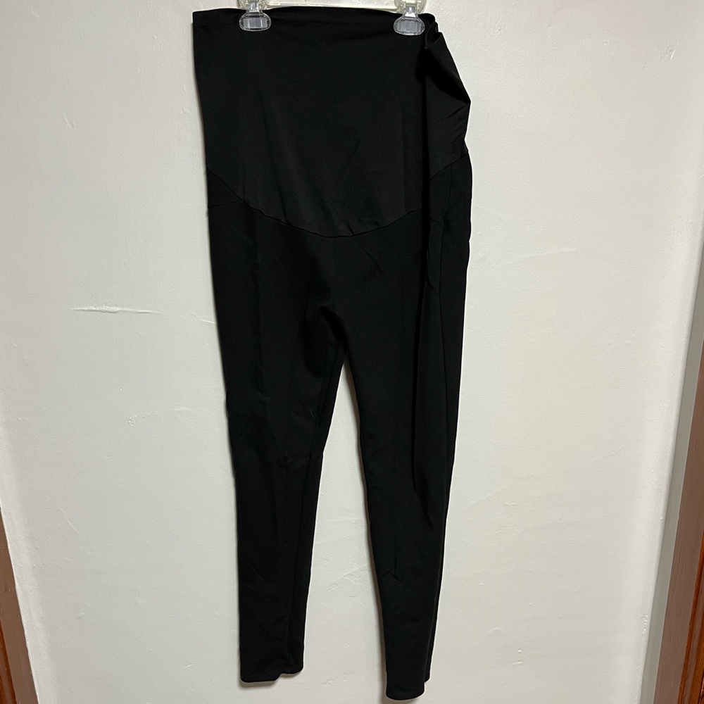 Time and Tru Maternity Leggings